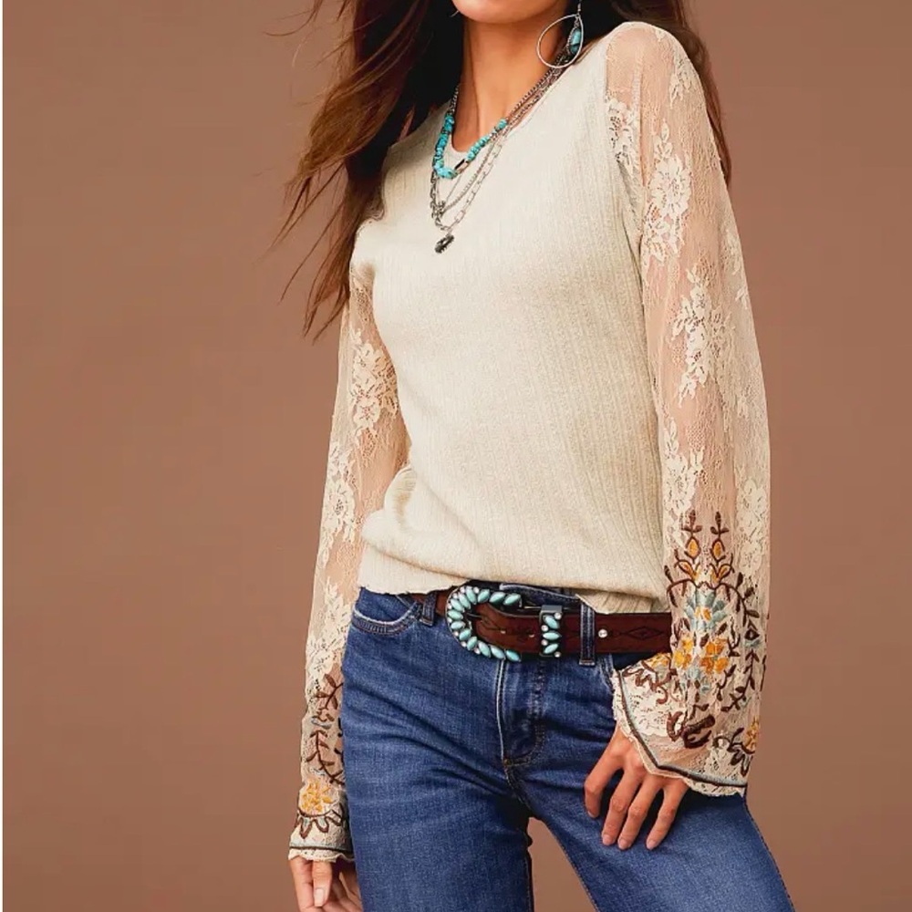 Sterling & Stitch Embroidered Western Floral Lace Top bell sleeves size small